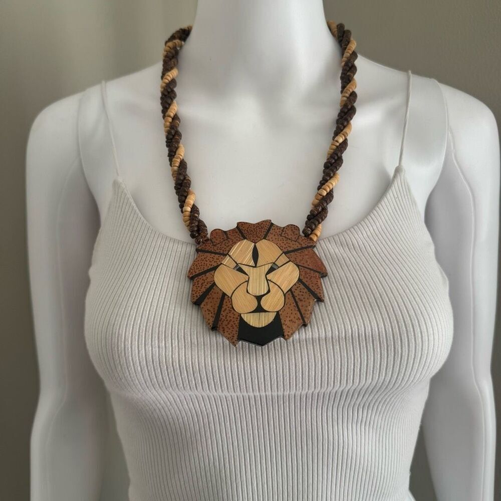 Vintage Lee Sands Lion Statement Beaded Necklace With Earrings